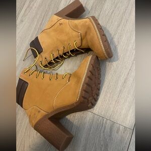 Timberland Wheat Lace-Up Wedge Ankle Boots